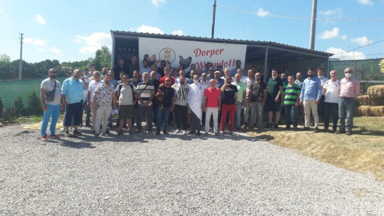 TÜRKİYE’NİN İLK WYANDOTTE ÇİFTLİĞİ AÇILDI